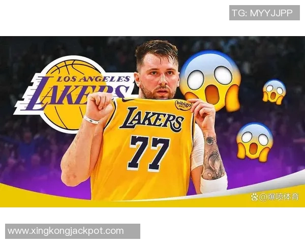 司机与东契奇首秀表现抢眼弗拉格能否超越两位新星的精彩数据 司机与东契奇首秀表现抢眼弗拉格能否超越两位新星的精彩数据