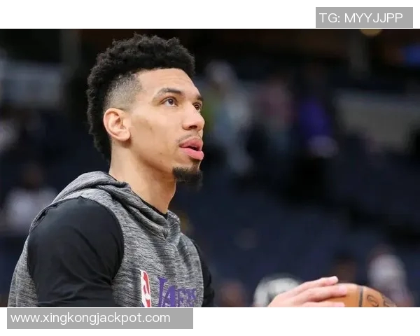 三冠王丹尼格林宣布退役回顾三队三冠的辉煌历程 三冠王丹尼格林宣布退役回顾三队三冠的辉煌历程