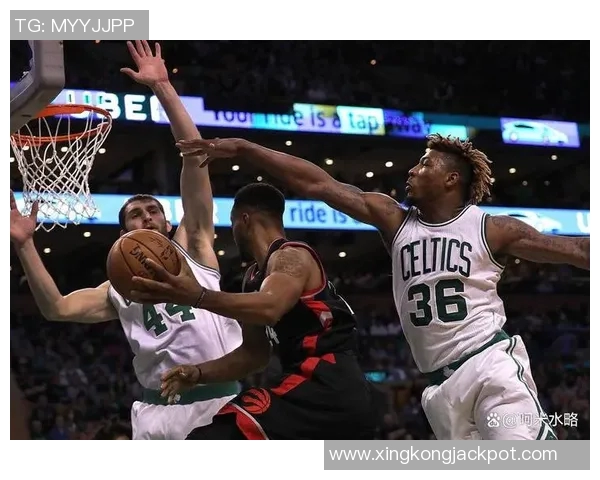 勇士表现糟糕三分命中率低巴特勒重伤仍坚持比赛令人敬佩