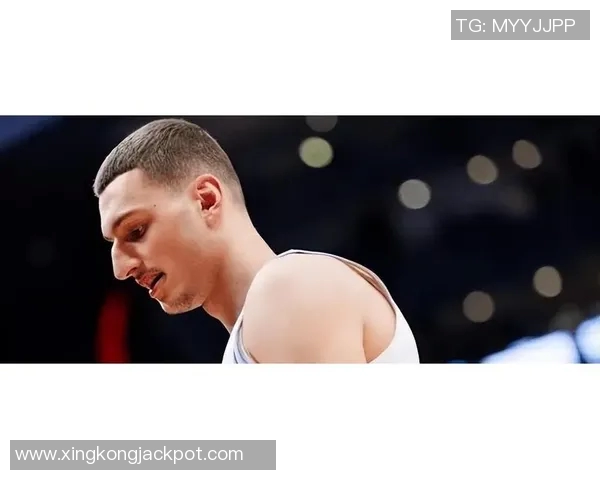 约维奇称赞鲍威尔得分能力出众认为他是顶尖得分手 约维奇称赞鲍威尔得分能力出众认为他是顶尖得分手